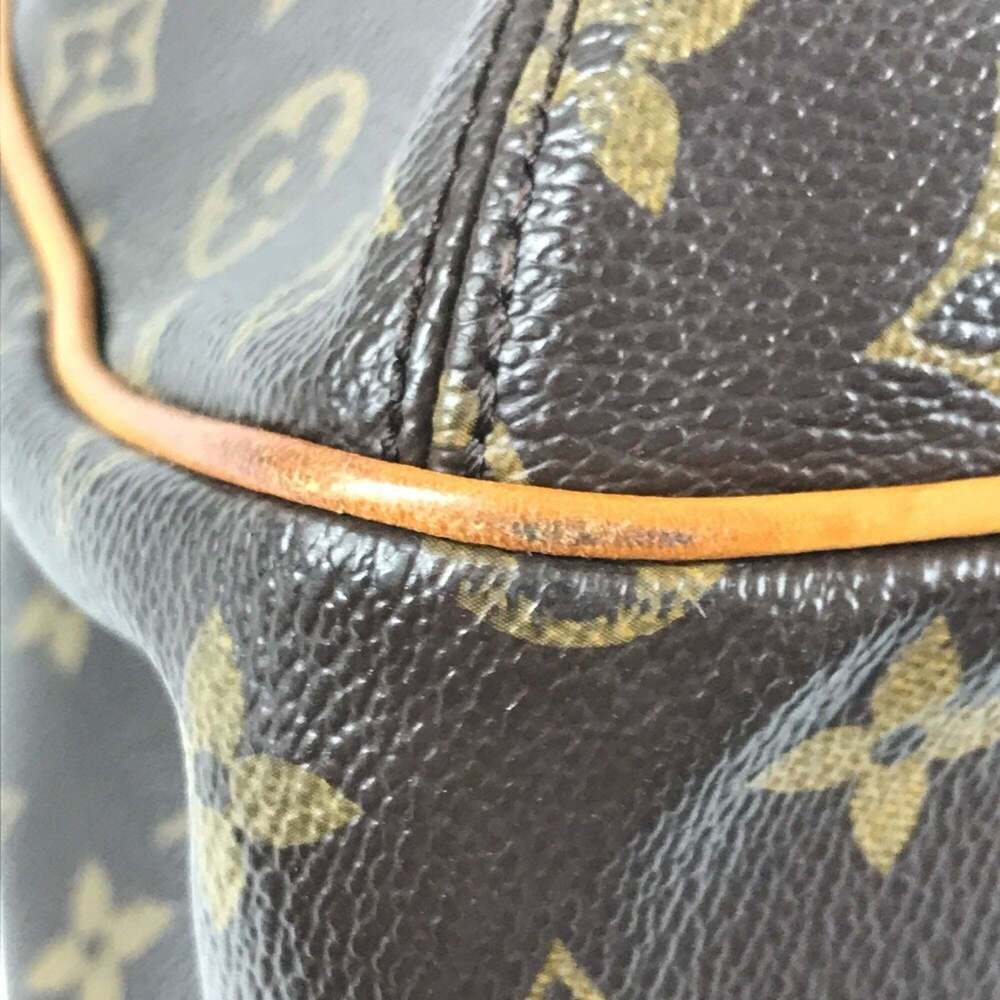LOUIS VUITTON Brown Monogram Canvas Shoulder Bag - Picture 9 of 16